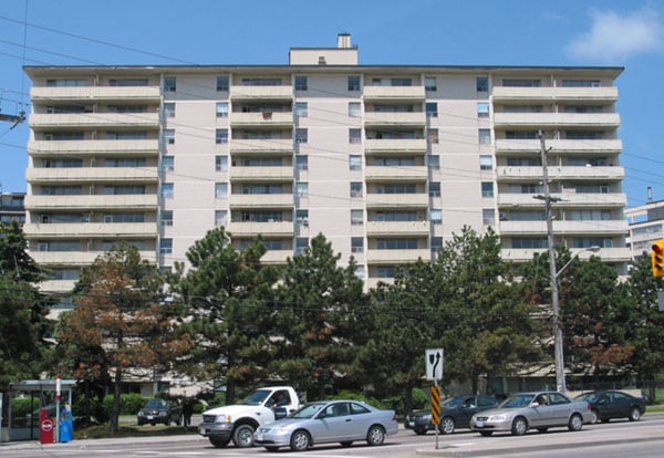 6010 Bathurst Street, Toronto, ON M2R 1Z7