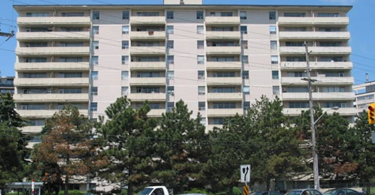 6010 Bathurst Street, Toronto, ON M2R 1Z7