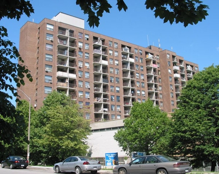 Sheppard Place, 4455 Bathurst Street Toronto, ON REW