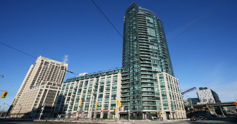 600 Fleet Street, Toronto, ON M5V 1B7