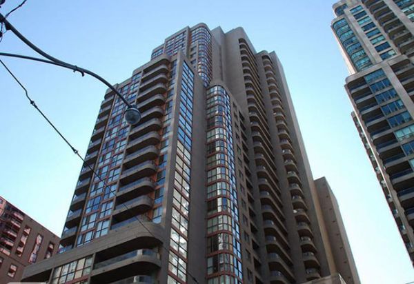 736 Bay Street, Toronto, ON M5G 2J8