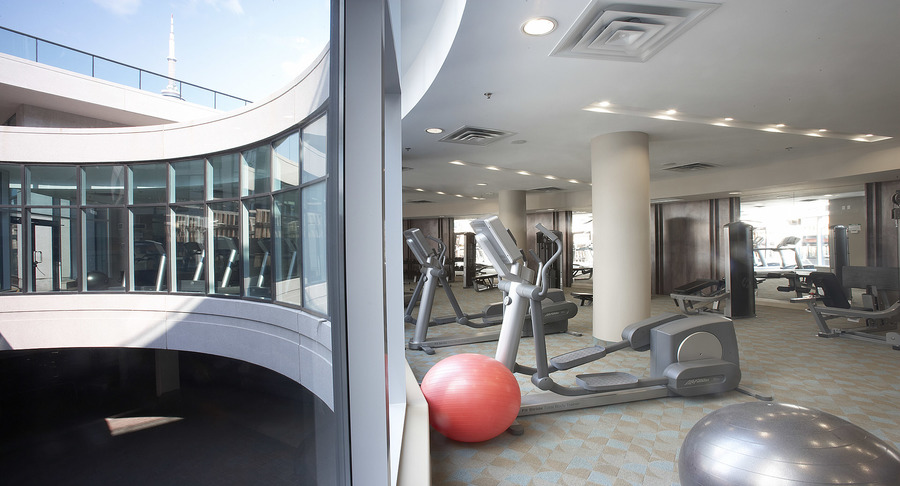 33 Bay Street, Toronto, ON M5J 2Z3 - 2