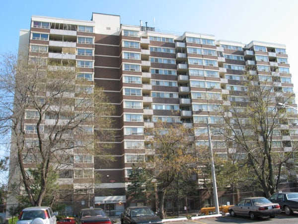 80 Blake Street, Toronto, ON M4J 3E1
