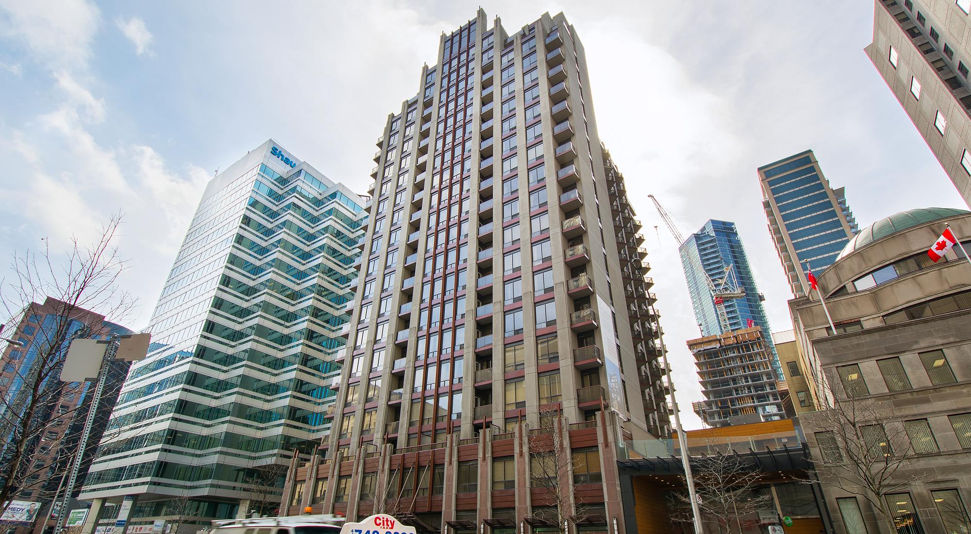 85 Bloor Street East , Toronto, ON M4W 3G9