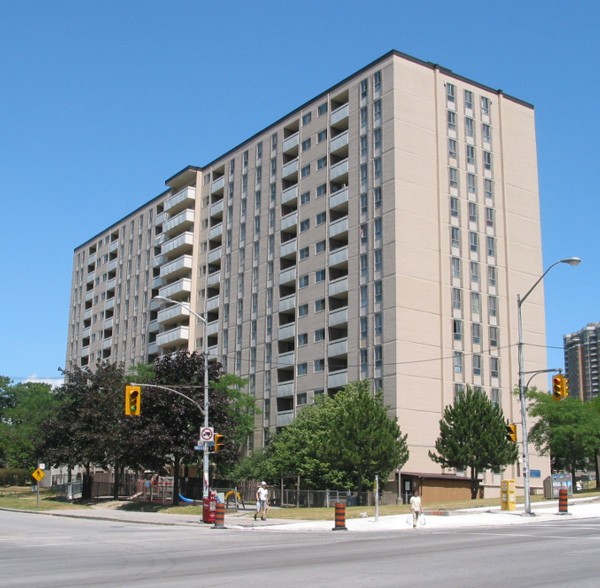 5 Brahms Avenue, Toronto, ON M2H 1H2