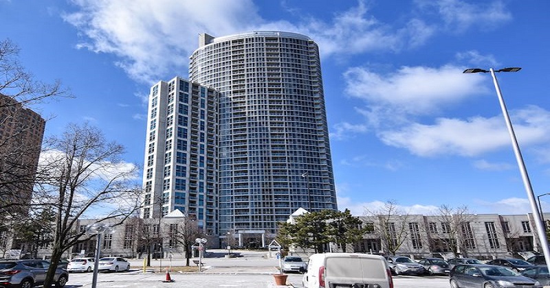 83 Borough Drive, Toronto, ON M1P 5E5