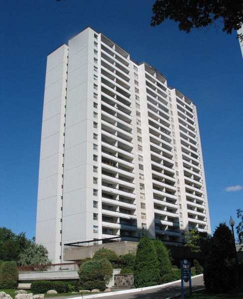 655 Broadview Avenue, Toronto, ON M4K 2P3