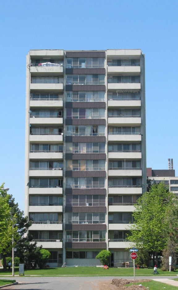 60 Callowhill Drive, Toronto, ON M9R 3L5