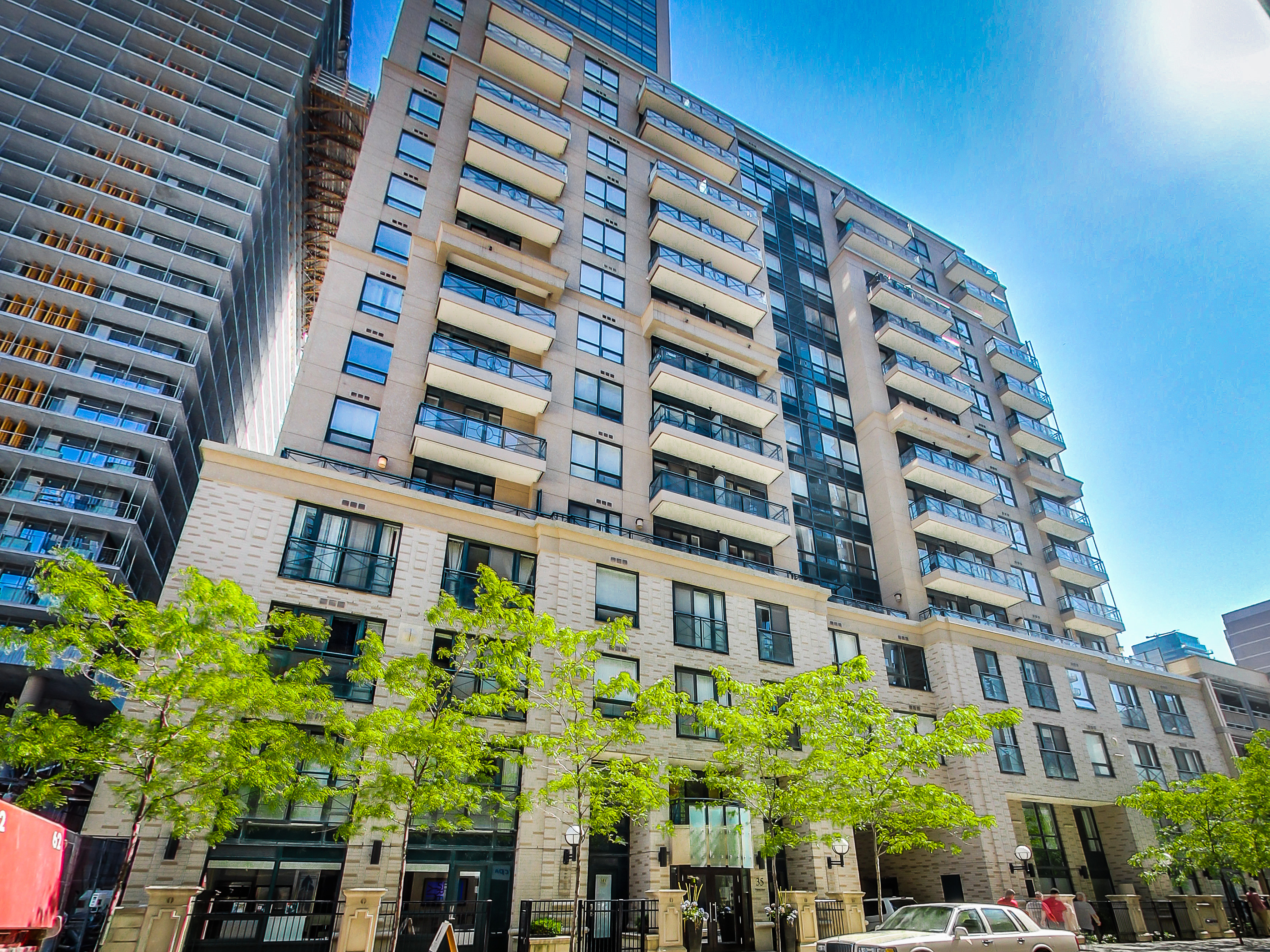 35 Hayden Street, Toronto, ON M4Y 3C3 - 2