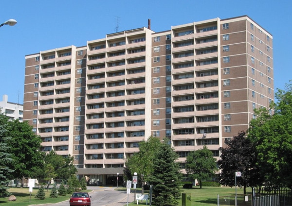 20 Chichester Place, Toronto, ON M1T 1G6
