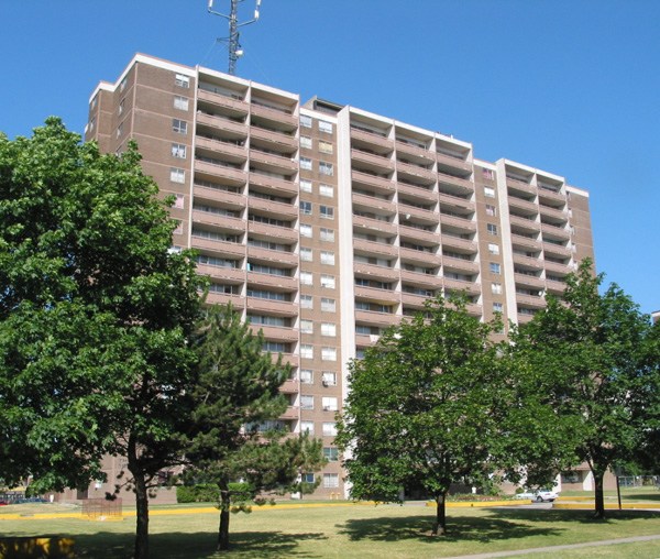 10 Chichester Place, Toronto, ON M1T 1G5
