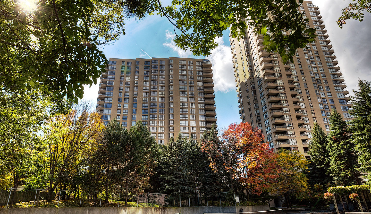 3 Concorde Place, Toronto, ON M3C 3K6