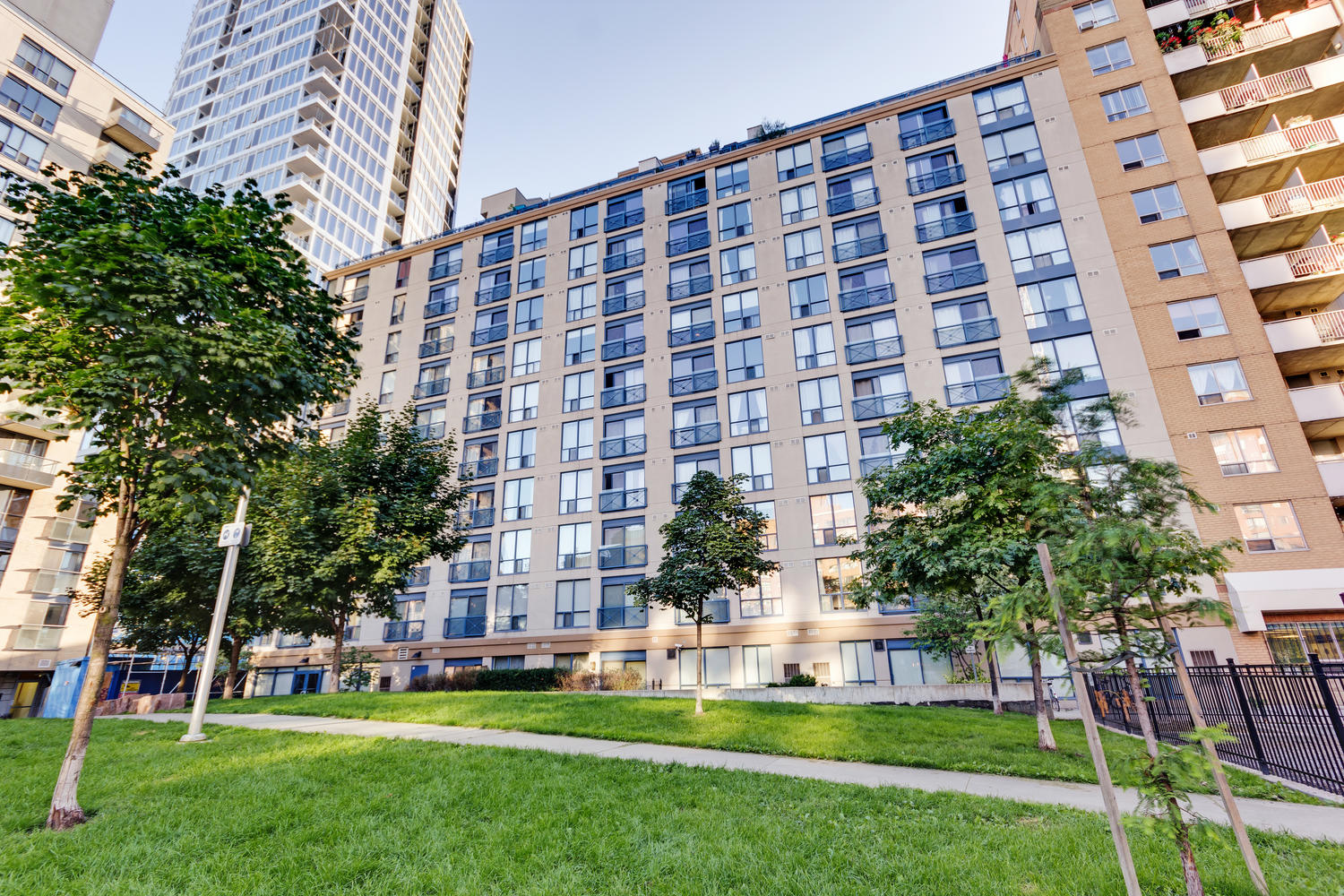 75 Dalhousie Street , Toronto, ON M5B 2R9 - 2