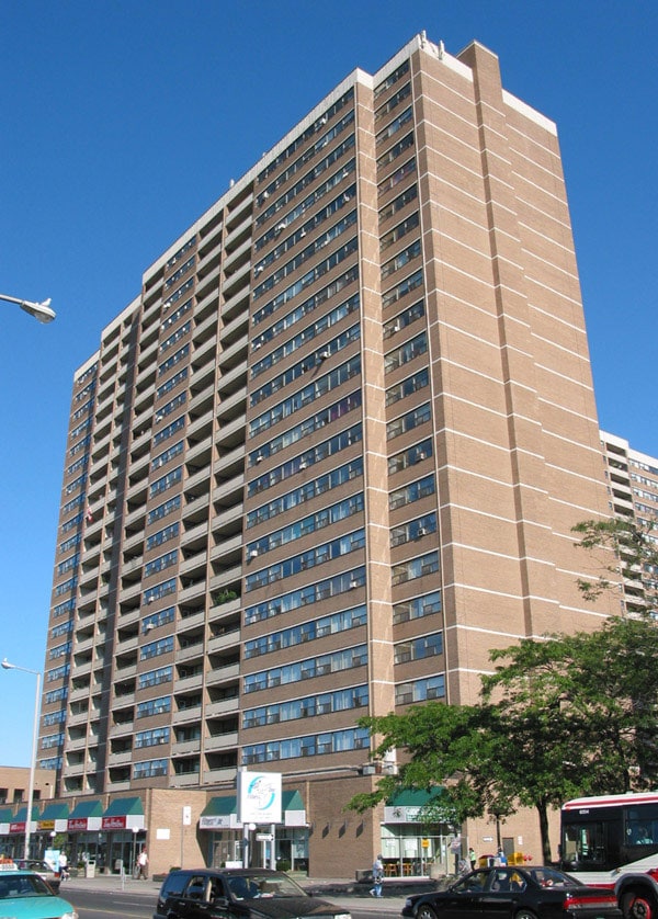 2575 Danforth Avenue, Toronto, ON M4C 1L5