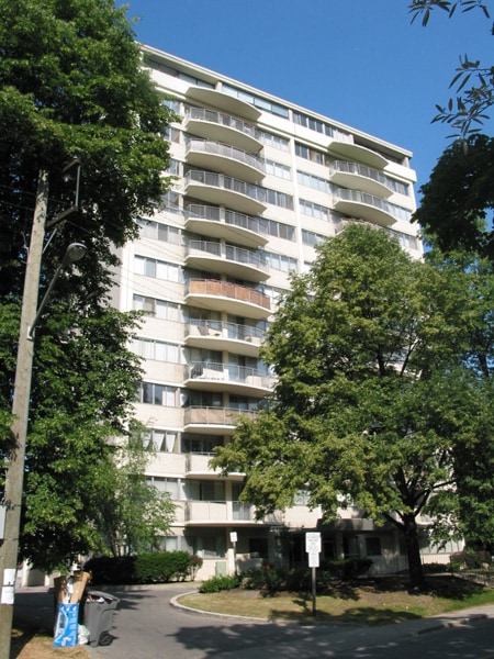 4 Deer Park Crescent, Toronto, ON M4V 2C3