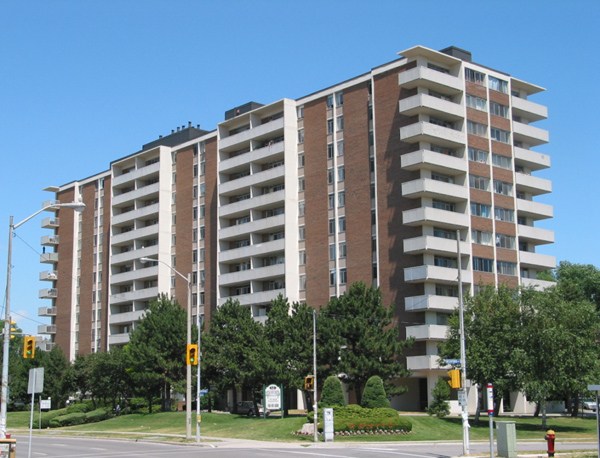 12 Deerford Road, Toronto, ON M2J 3H9