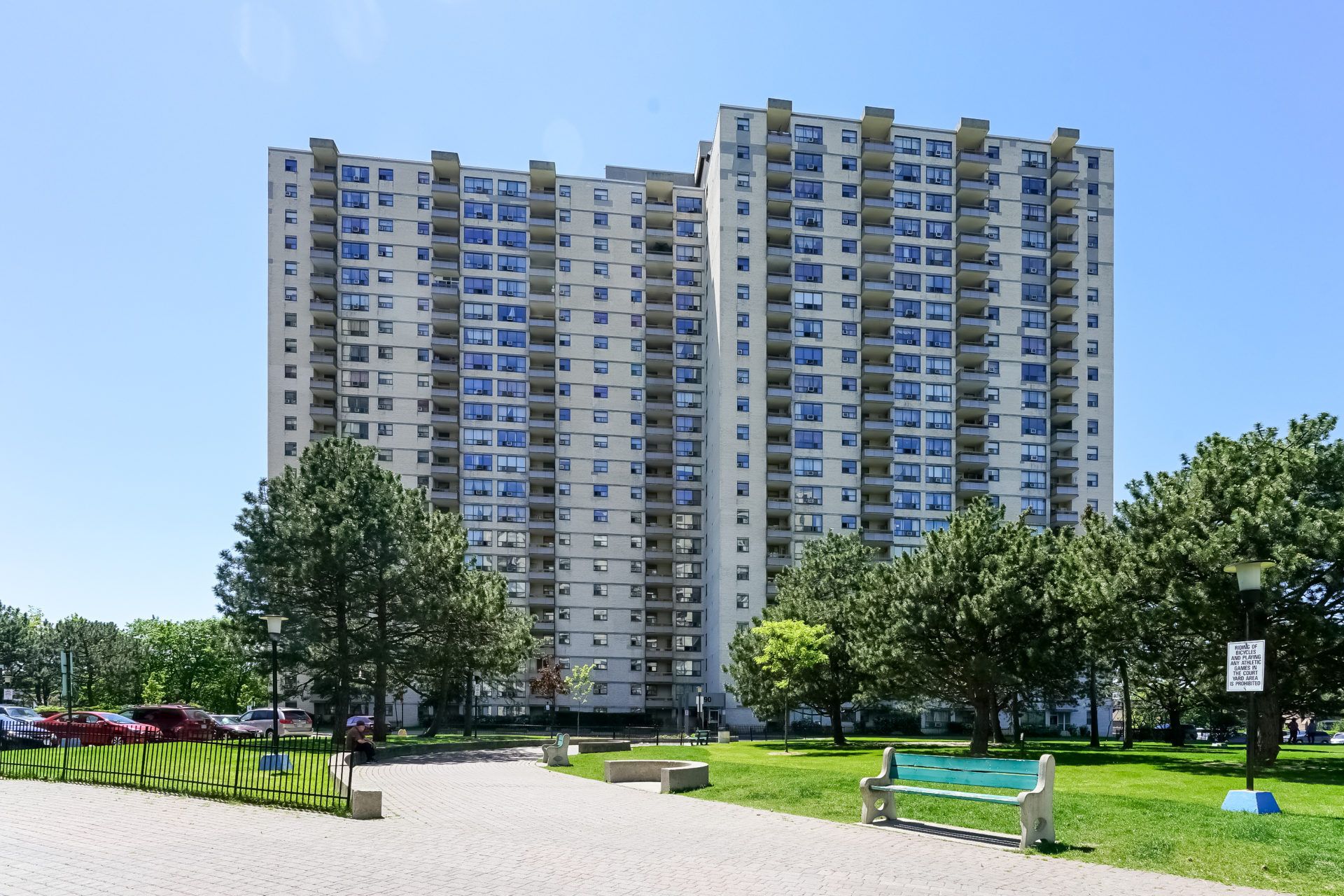 390 Dixon Road, Toronto, ON M9R 1T4