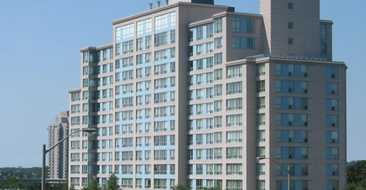 2040 Don Mills Road, Toronto, ON M3A 3R7
