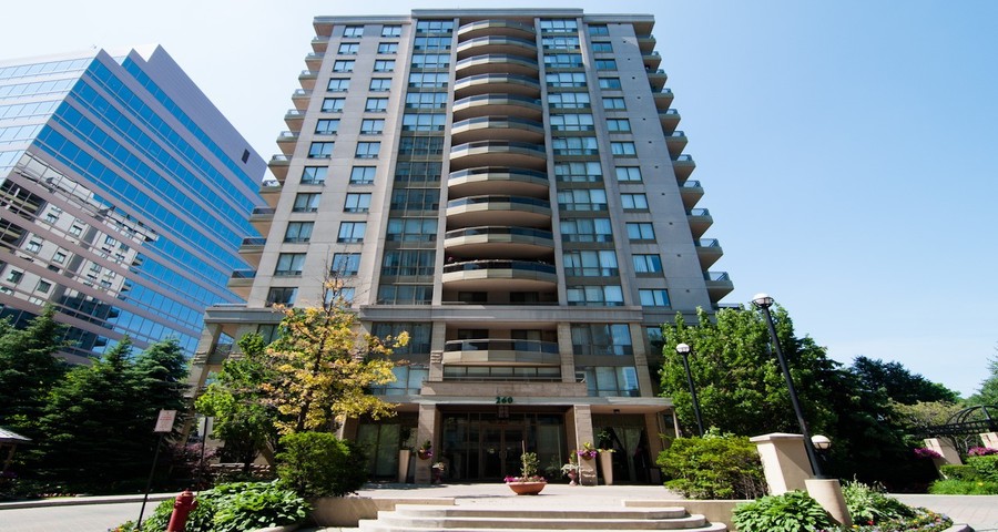 260 Doris Avenue, Toronto, ON M2N 6X9