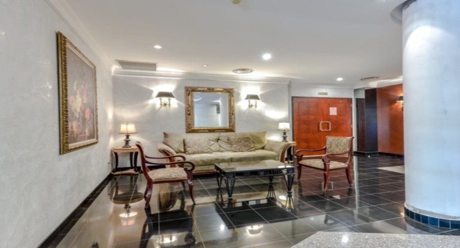 238 Doris Avenue, Toronto, ON M2N 6W1