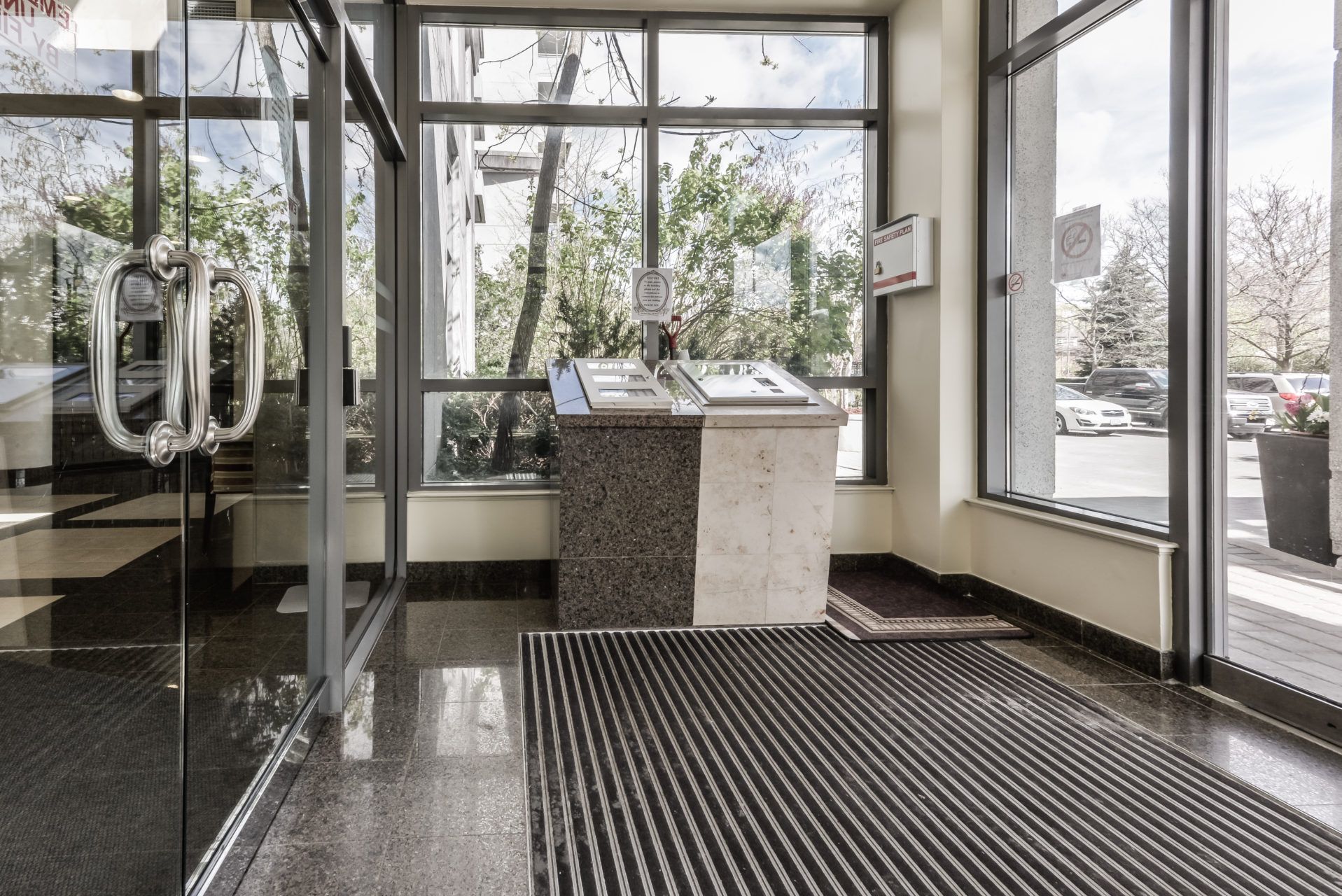 188 Doris Avenue , Toronto, ON M2N 3T5 - 4