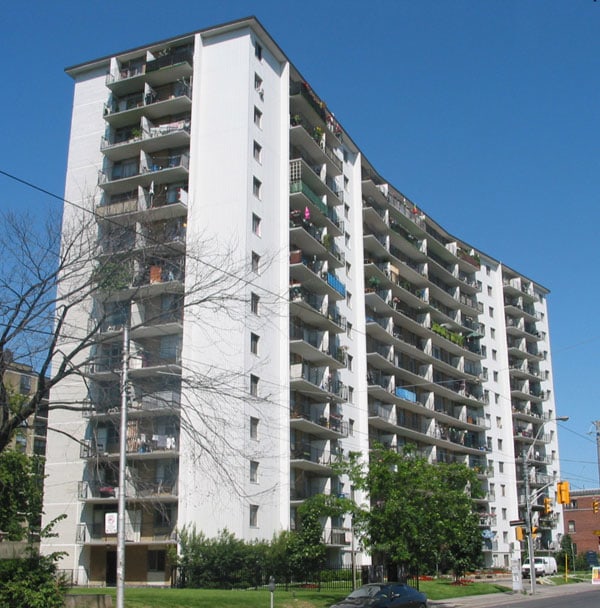 200 Dufferin Street, Toronto, ON M6K 1Z4