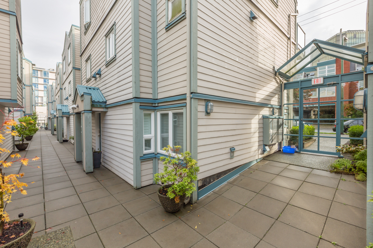 643 7th Avenue West, Vancouver, BC V5Z 1B6 - 4