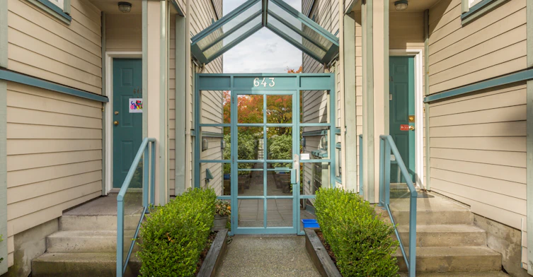 643 7th Avenue West, Vancouver, BC V5Z 1B6
