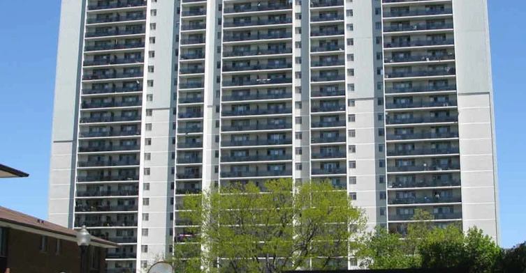 90 Eastdale Avenue, Toronto, ON M4C 5A2 - 2