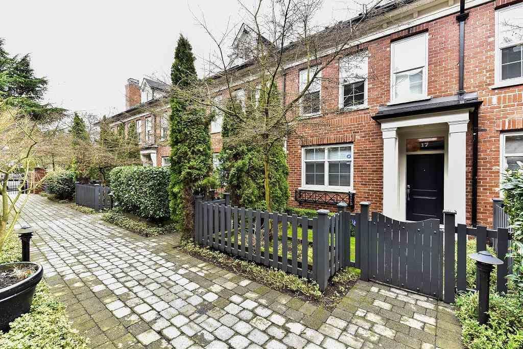 5808 Tisdall Street, Vancouver, BC V5Z 3N2