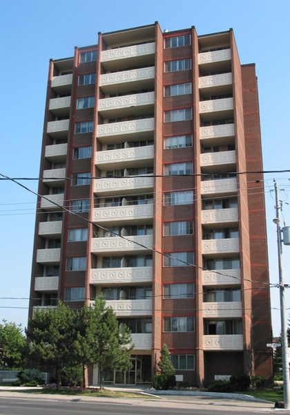 435 Eglinton Avenue East, Toronto, ON M4P 1M9