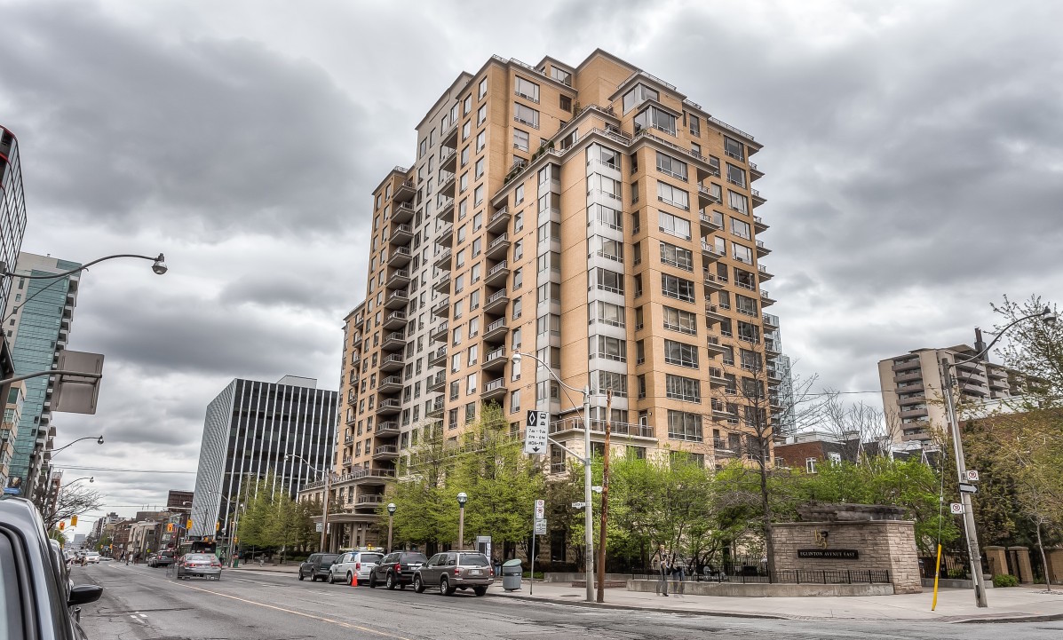 123 Eglinton Avenue East, Toronto, ON M4P 1J2
