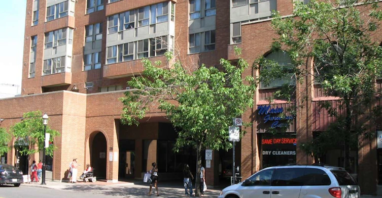 25 Elm Street, Toronto, ON M5G 1H1 - 2