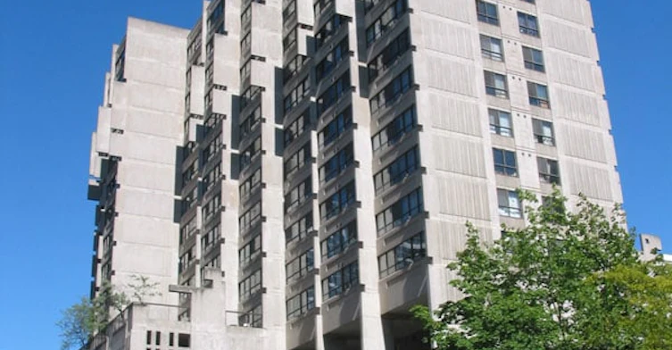 77 Elm Street, Toronto, ON M5G 1H4