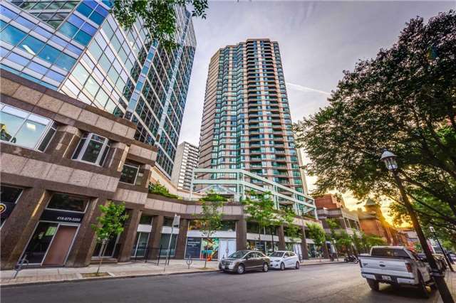 38 Elm Street, Toronto, ON M5G 2K5