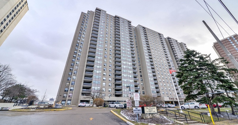 75 Emmett Avenue , Toronto, ON M6M 5A7