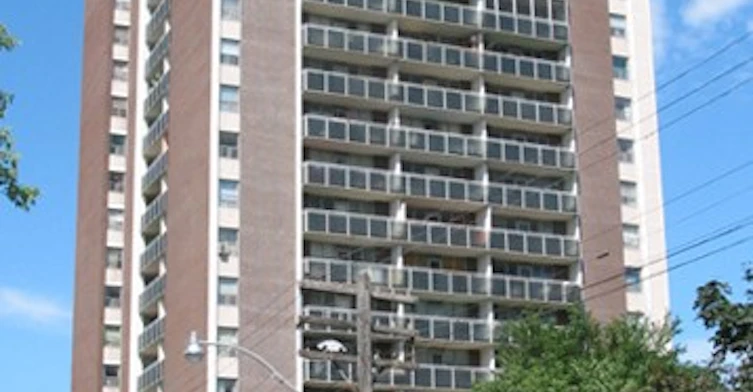 110 Erskine Avenue, Toronto, ON M4P 1Y3