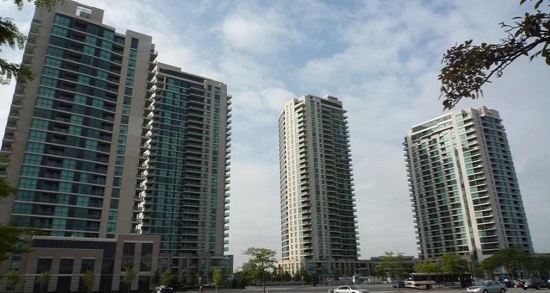 One Sherway Tower Four, 205 Sherway Gardens Road Toronto, ON REW