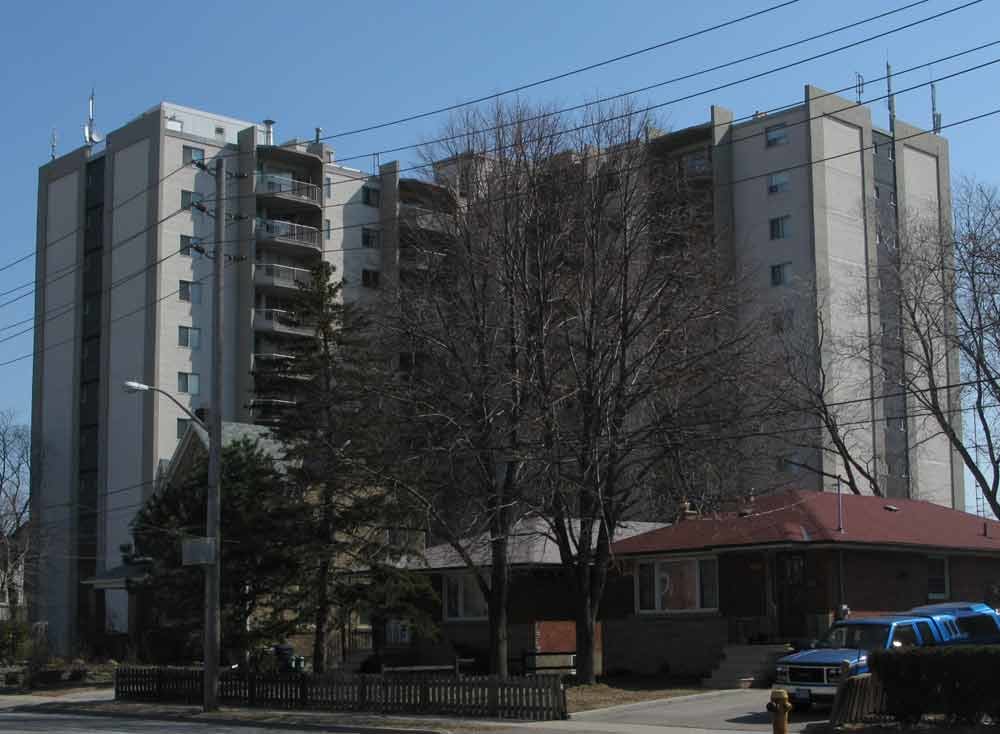 625 Evans Avenue, Toronto, ON M8W 2W5