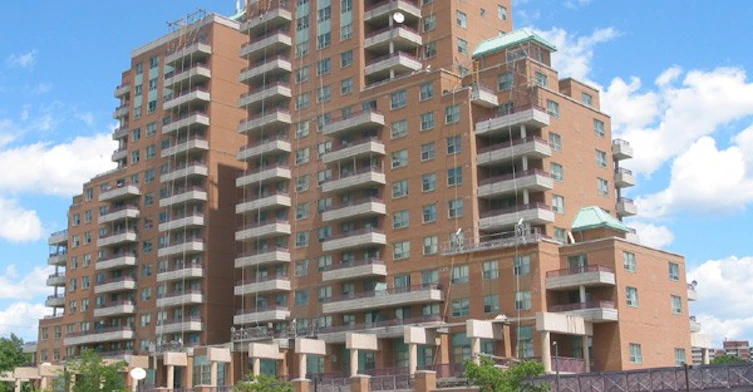 3001 Finch Avenue West , Toronto, ON M9M 3A9