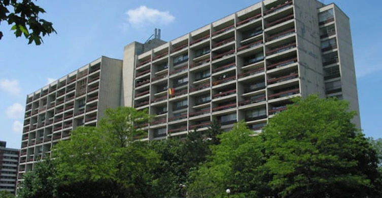 605 Finch Avenue West, Toronto, ON M2R 1P1