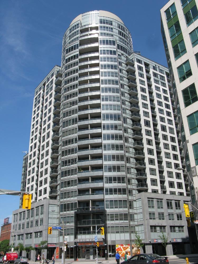 340 Front Street West, Toronto, ON M5V 3W7 - 2