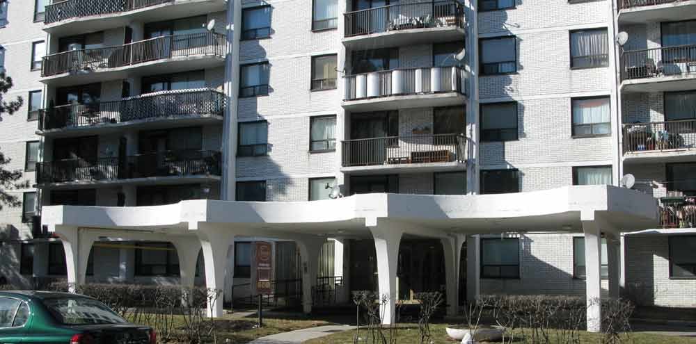 100 Gamble Avenue, Toronto, ON M4K 2H2