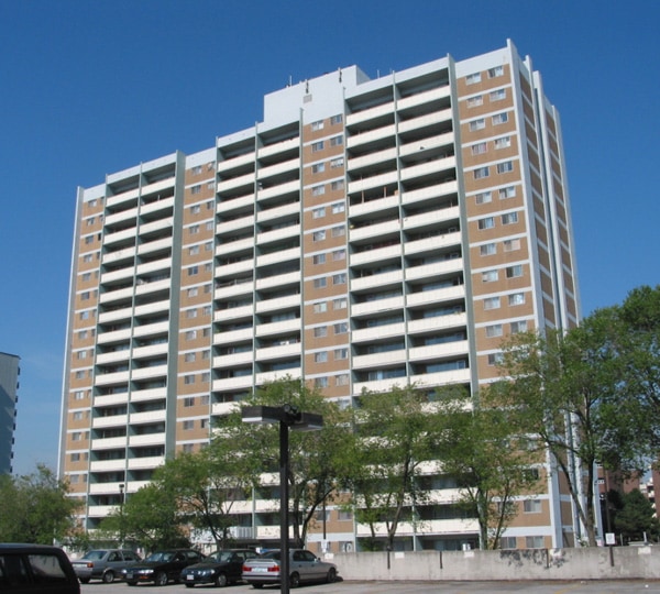 31 Gilder Drive, Toronto, ON M1K 4P8