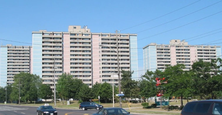 10 Gordonridge Place, Toronto, ON M1K 4H5 - 2