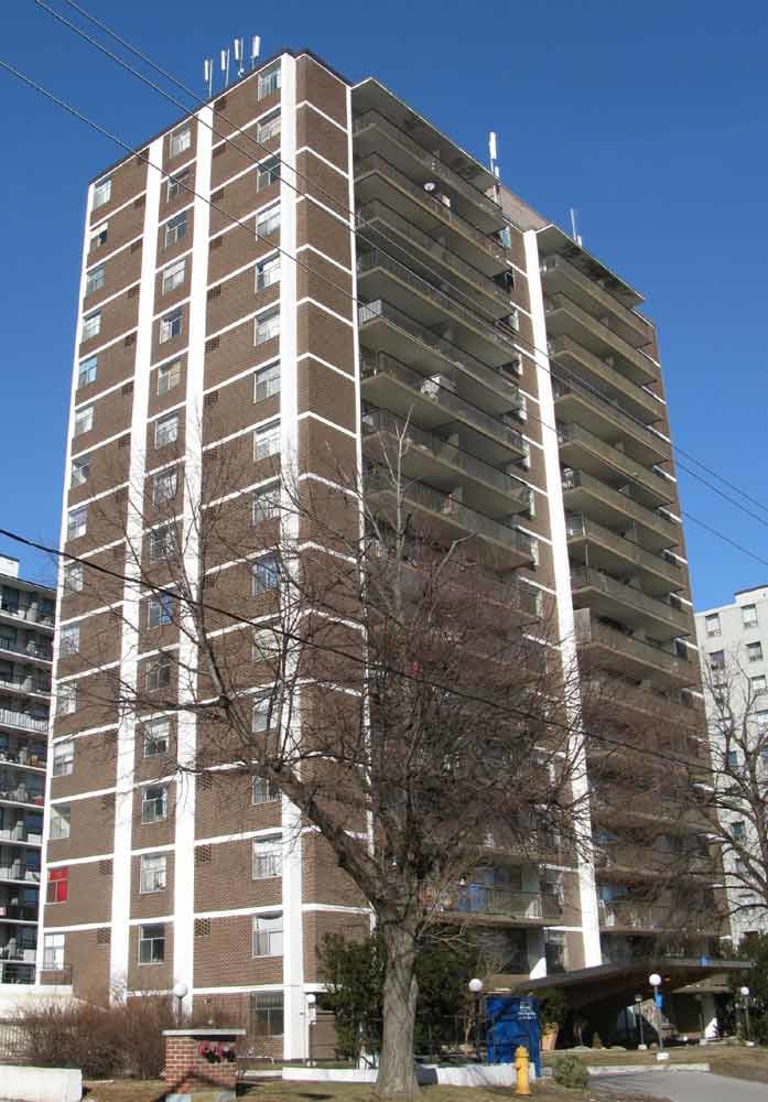 100 Gowan Avenue, Toronto, ON M4K 2E5