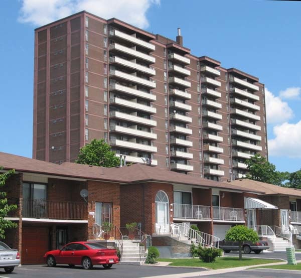 235 Grandravine Drive , Toronto, ON M3N 1J2