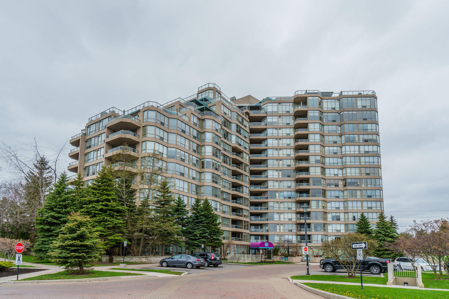 10 Guildwood Parkway , Toronto, ON M1E 5B6