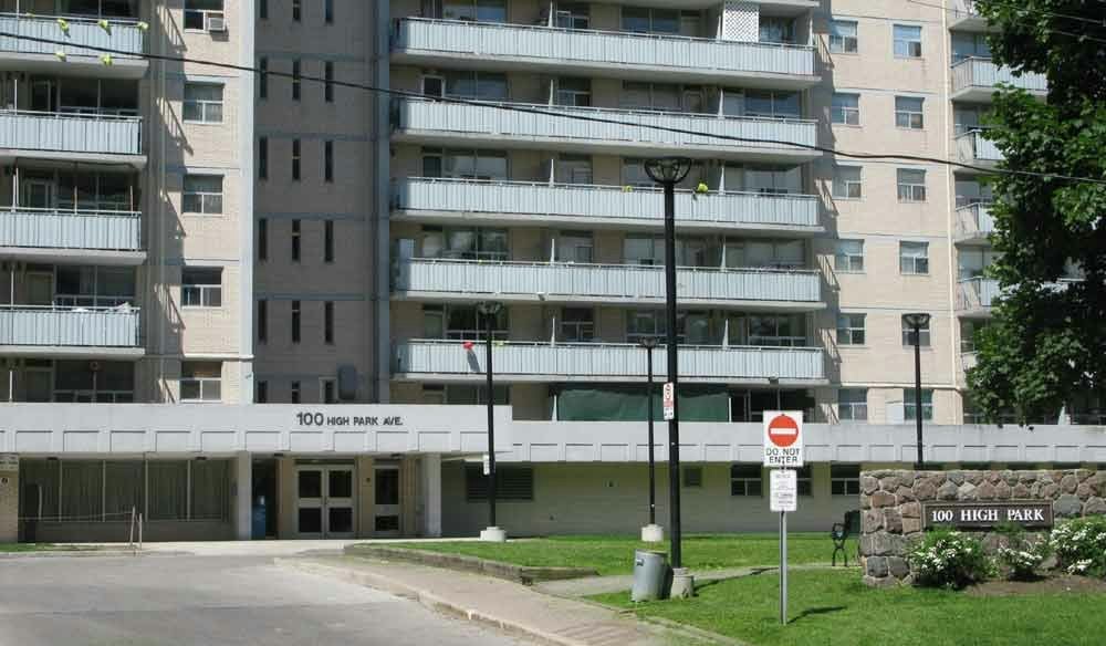 100 High Park Avenue, Toronto, ON M6P 2S2 - 2