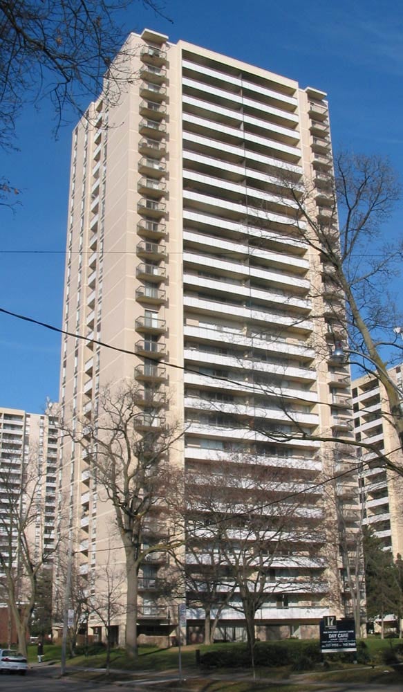 35 High Park Avenue, Toronto, ON M6P 2R6